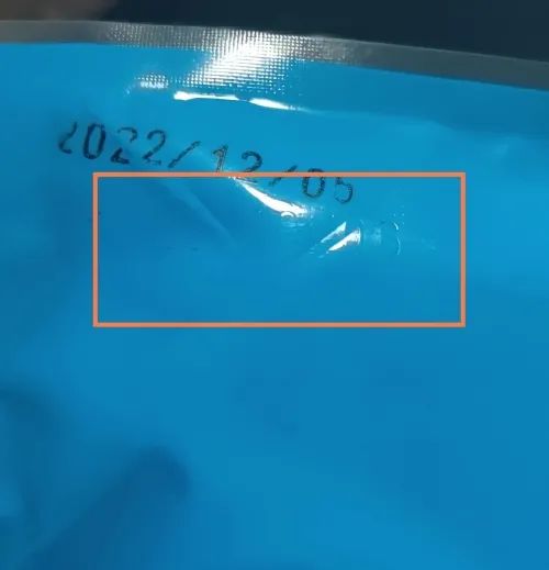 DƬ